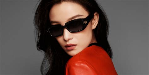 倪 妮 gucci 眼镜|全球品牌大使倪妮展示2023 Gucci秋冬眼鏡系列。.